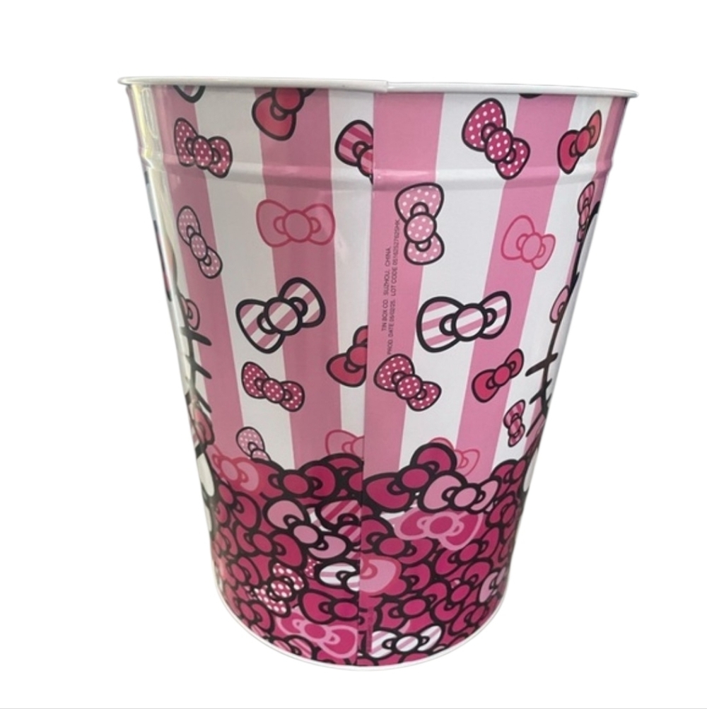 Hello Kitty Pink Waste Bin - Picture 2 of 4